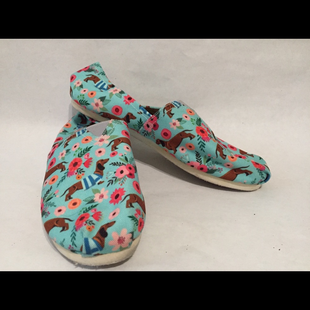 Groove Bags Dachshund Floral Slip-On Canvas Shoes